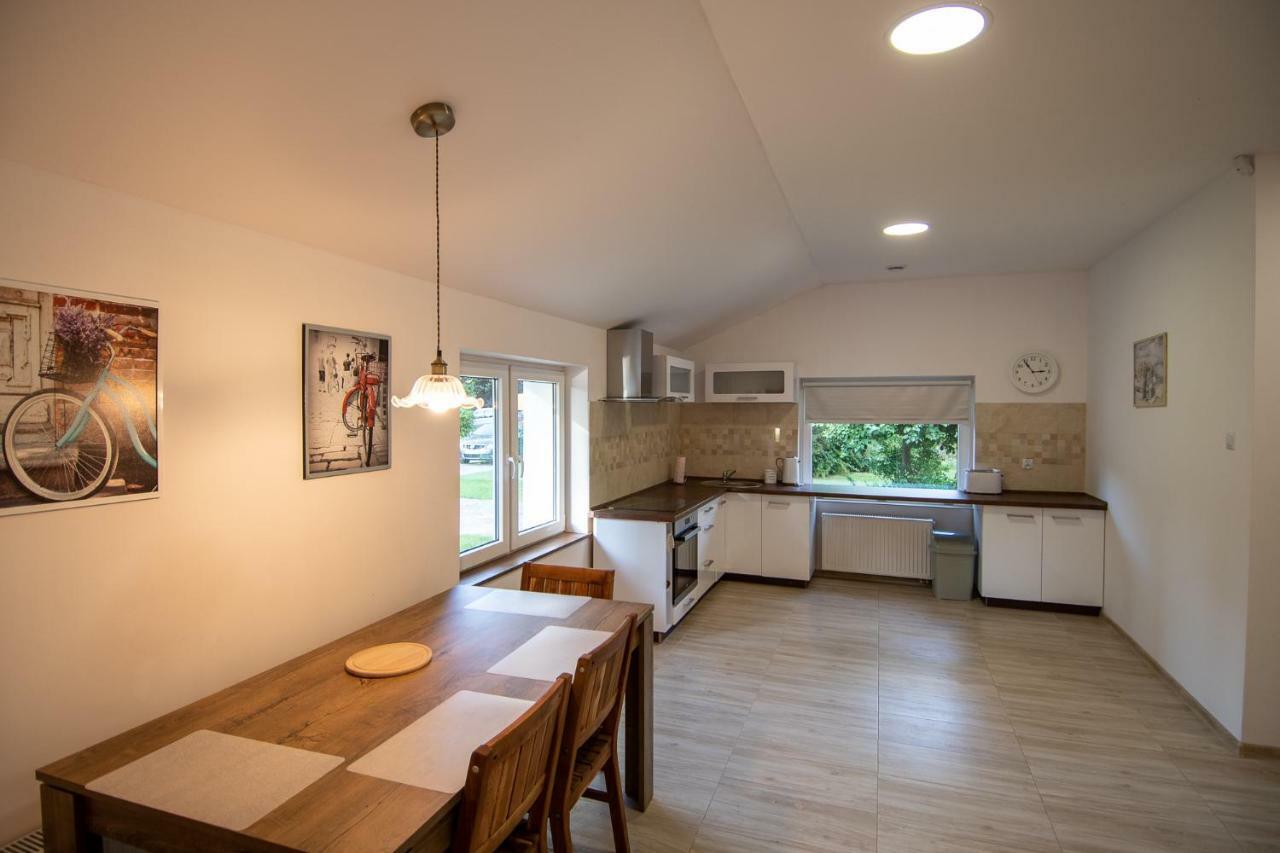 Apartamenty Podwarszawskie Stara Wies  Esterno foto